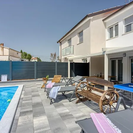 Manda With Private Pool Villa Rovinjsko Selo