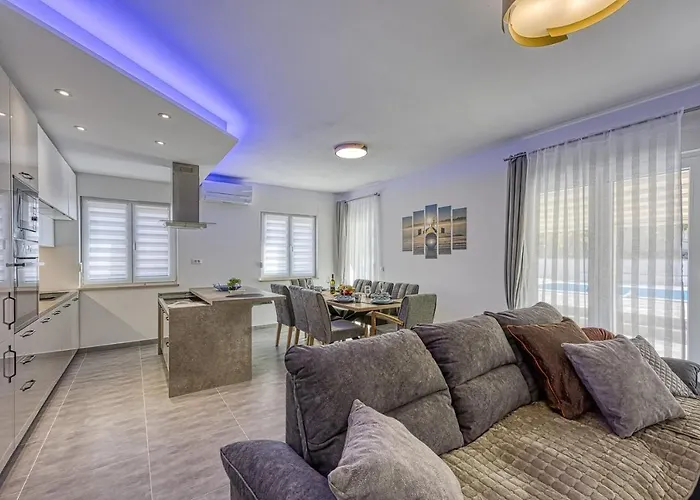 Vila Manda With Private Pool Rovinjsko Selo