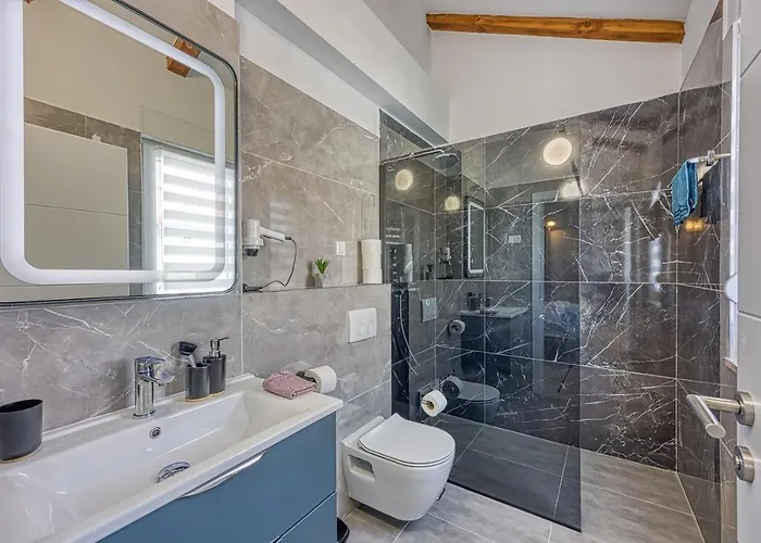 Manda With Private Pool Rovinjsko Selo