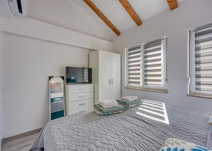 Manda With Private Pool Vila Rovinjsko Selo