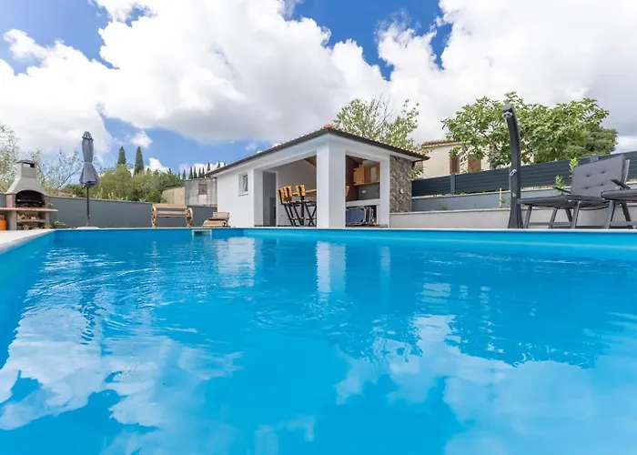 Vila Manda With Private Pool