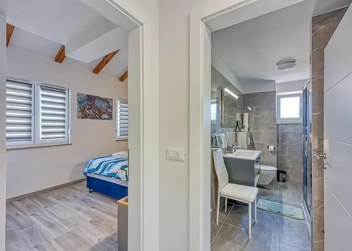 Manda With Private Pool ロヴィンスコ・セロ